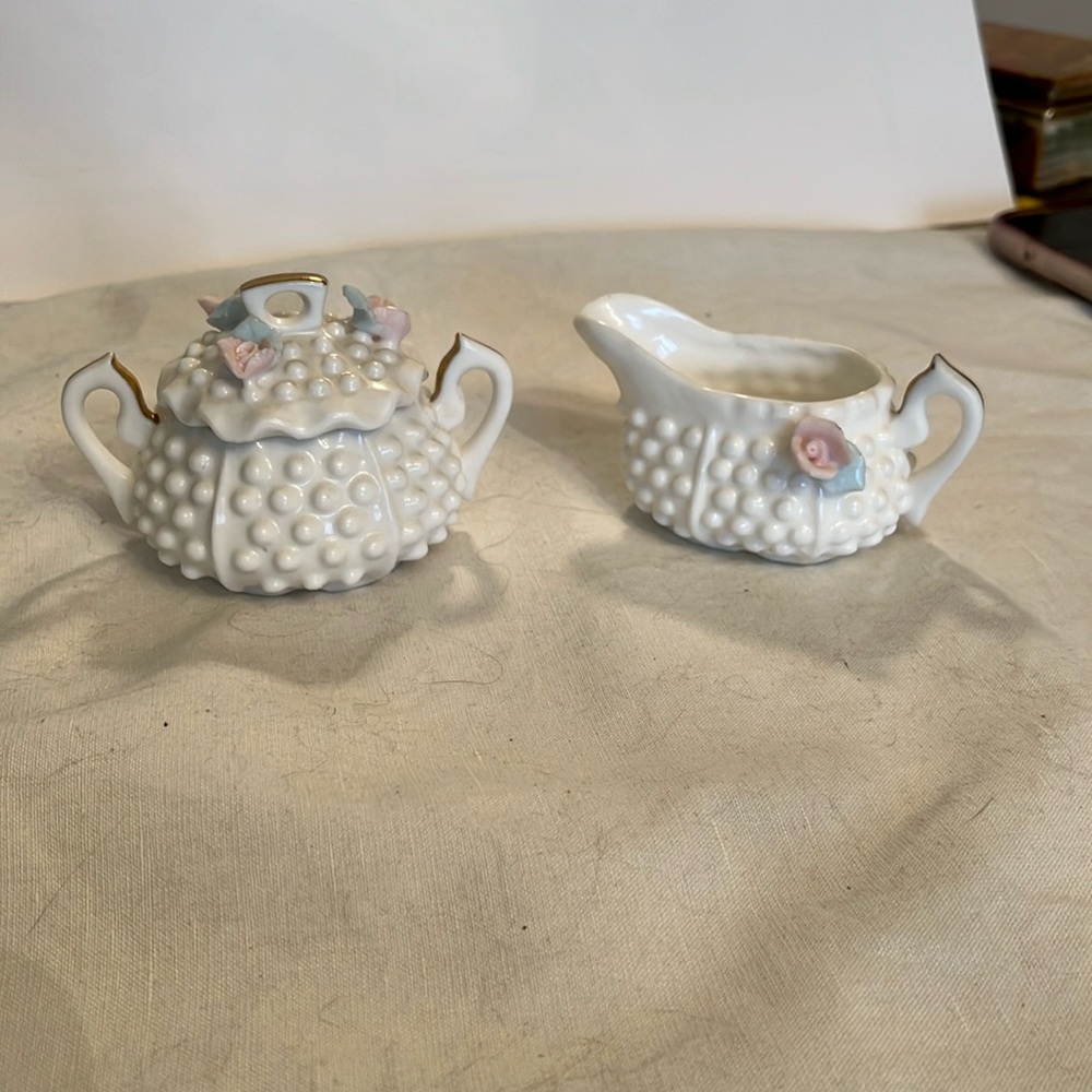 Dainty Rose Hobnail Cream and Sugar